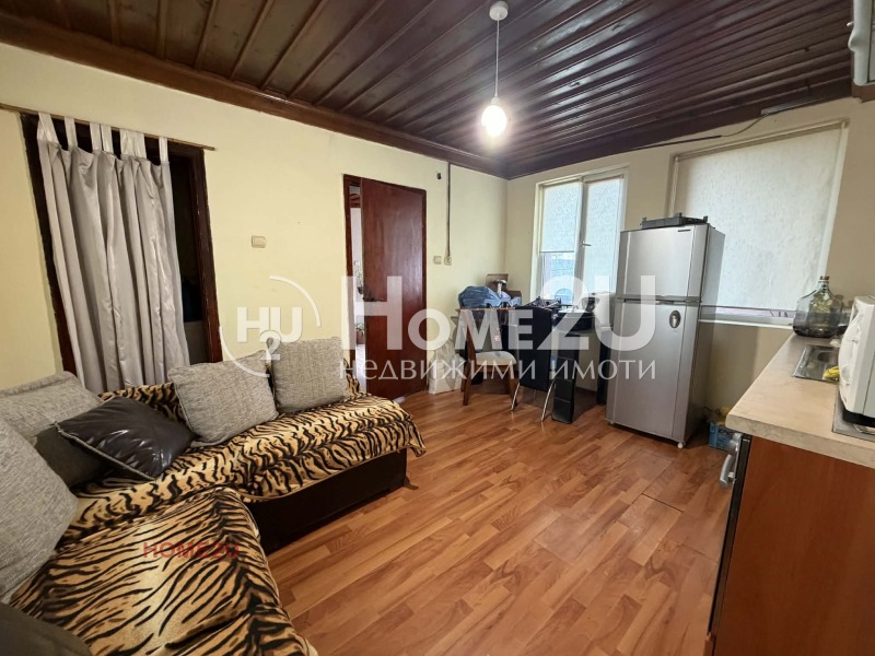 Продава КЪЩА, гр. Суворово, област Варна, снимка 16 - Къщи - 53539201