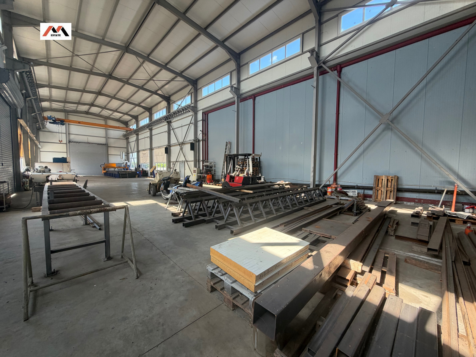 Продава ПРОМ. ПОМЕЩЕНИЕ, с. Хрищени, област Стара Загора