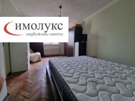 2 Schlafzimmer Oborishte, Sofia 8