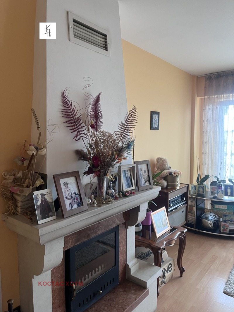 Продава МНОГОСТАЕН, гр. Варна, Цветен квартал, снимка 3 - Апартаменти - 53315843