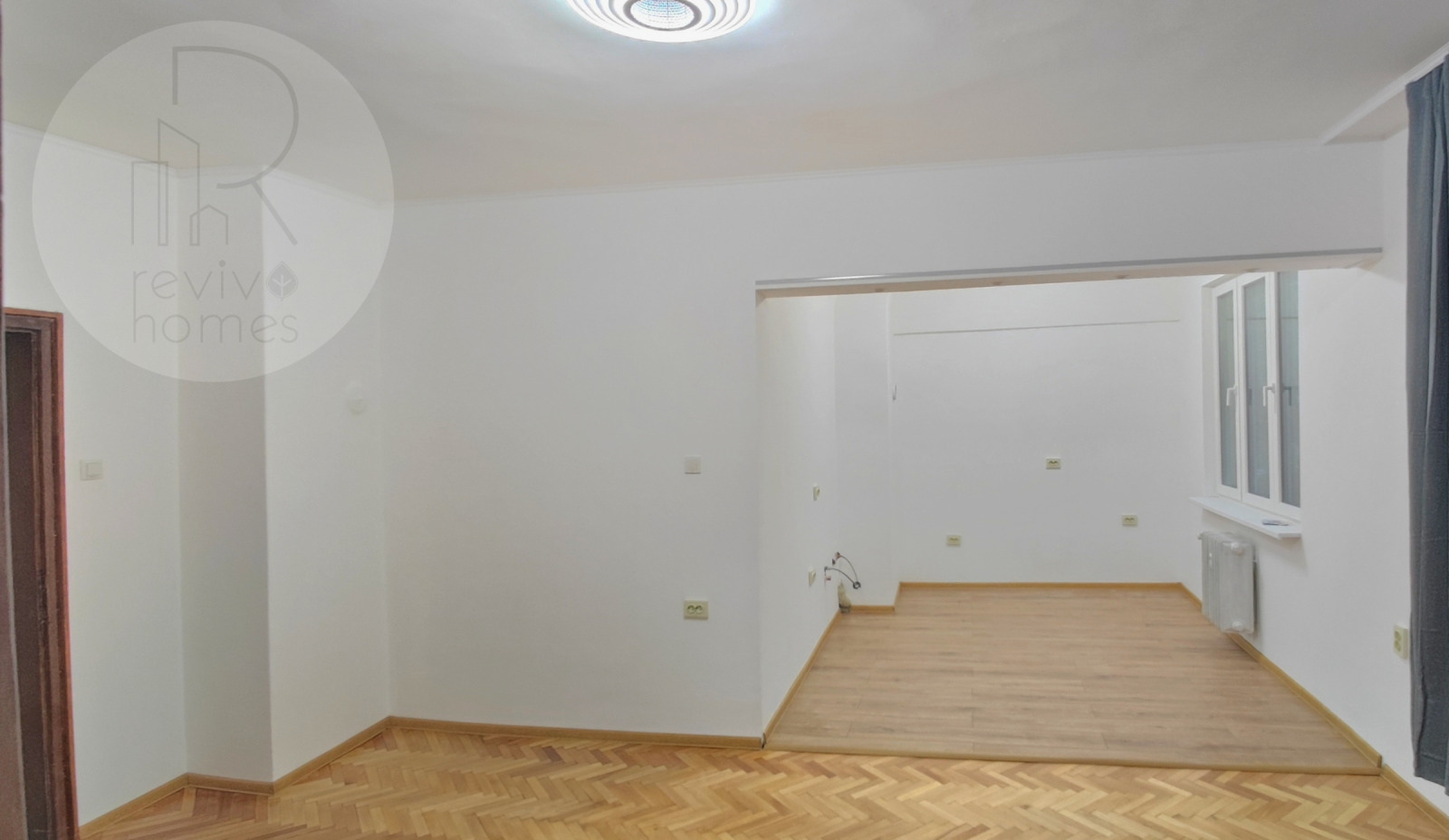 Продава 3-СТАЕН, гр. София, Център, снимка 2 - Апартаменти - 53057838