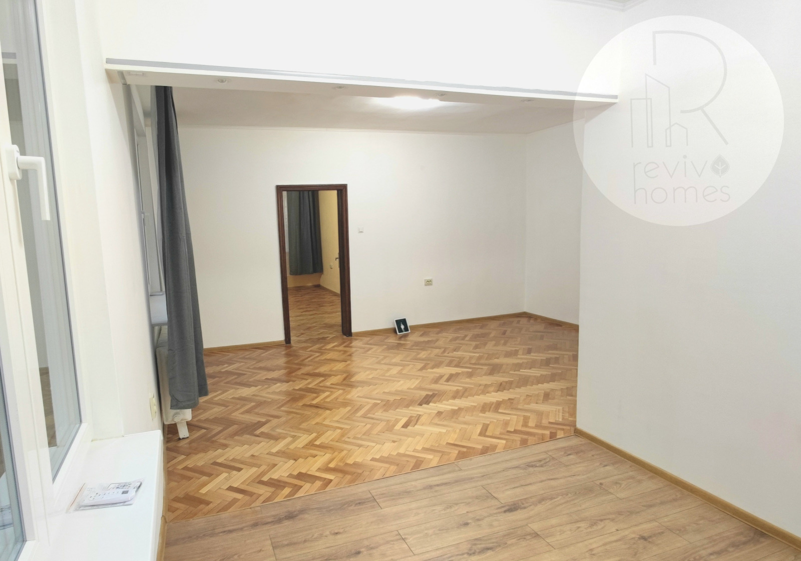 Продава 3-СТАЕН, гр. София, Център, снимка 3 - Апартаменти - 53057838