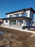 Продава  Къща град Пловдив , Остромила , 300 кв.м | 74693522