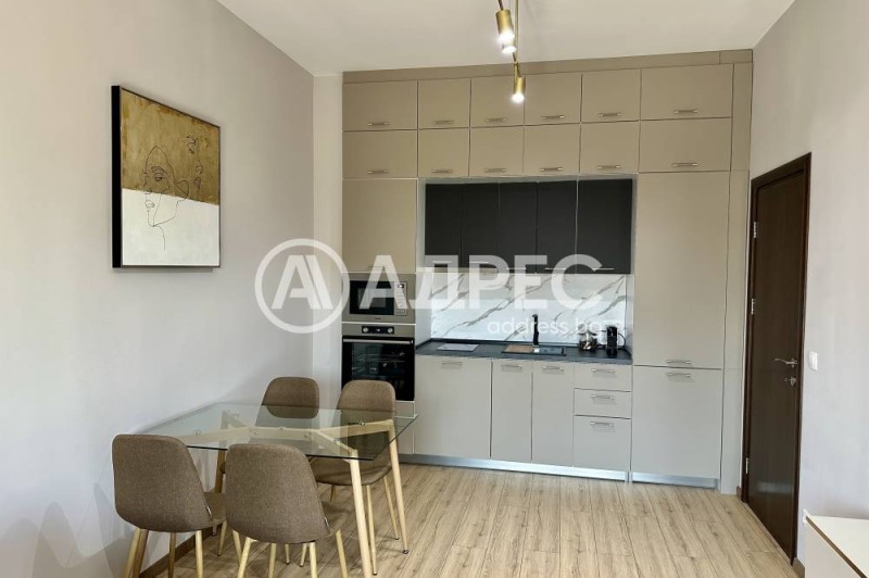 Продава  1 slaapkamer Sofia , Tsentar , 80 кв.м | 98147088