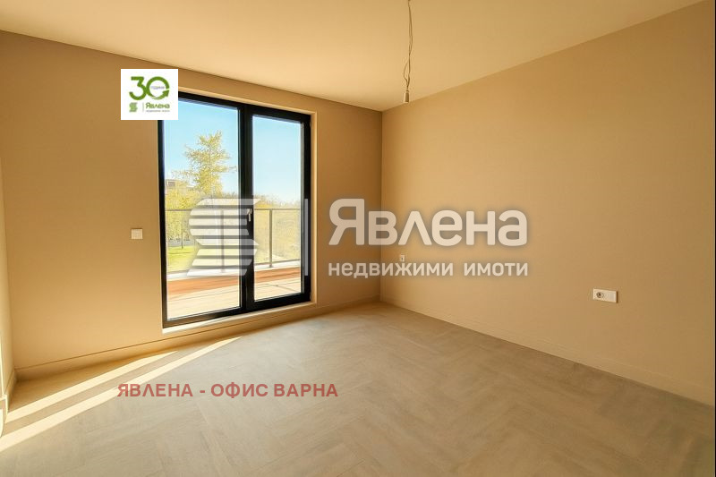 Продава 3-СТАЕН, гр. Варна, Свети Никола, снимка 3 - Апартаменти - 54716069
