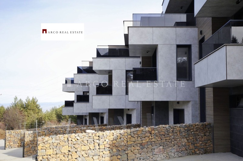 Продава КЪЩА, гр. София, с. Бистрица