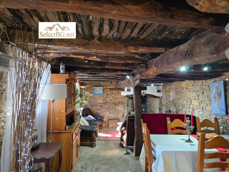 Продава КЪЩА, с. Гостилица, област Габрово, снимка 12 - Къщи - 53358583