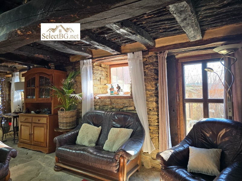 Продава КЪЩА, с. Гостилица, област Габрово, снимка 13 - Къщи - 53358583