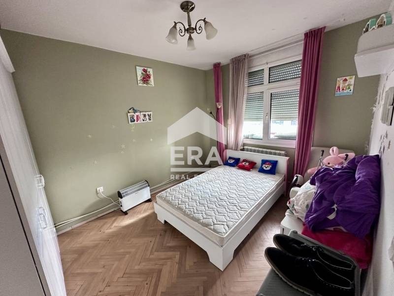 Продава МНОГОСТАЕН, гр. Велико Търново, Център, снимка 7 - Апартаменти - 52610969