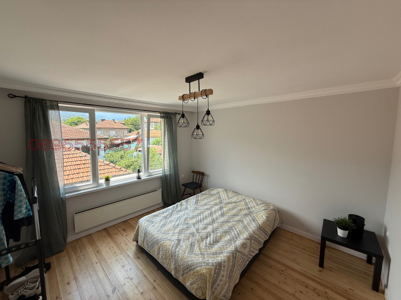 Продава ЕТАЖ ОТ КЪЩА, гр. Берковица, област Монтана, снимка 9 - Етаж от къща - 52779843