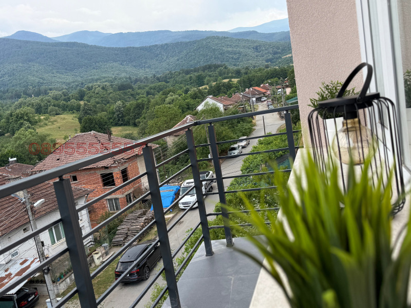 Продава ЕТАЖ ОТ КЪЩА, гр. Берковица, област Монтана, снимка 17 - Етаж от къща - 52779843