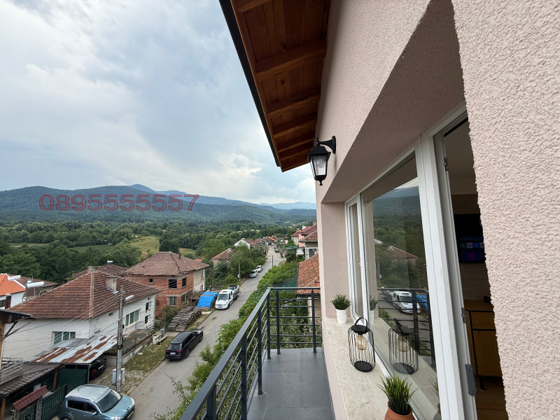 Продава ЕТАЖ ОТ КЪЩА, гр. Берковица, област Монтана, снимка 5 - Етаж от къща - 52779843