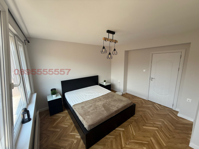 Продава ЕТАЖ ОТ КЪЩА, гр. Берковица, област Монтана, снимка 14 - Етаж от къща - 52779843