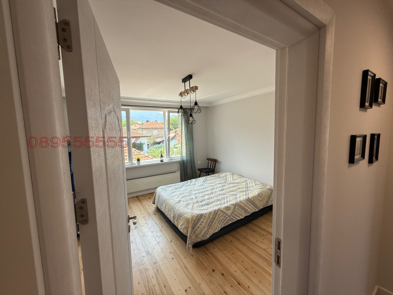 Продава ЕТАЖ ОТ КЪЩА, гр. Берковица, област Монтана, снимка 10 - Етаж от къща - 52779843