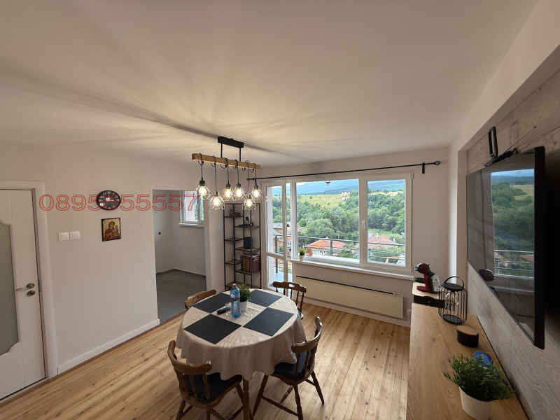 Продава ЕТАЖ ОТ КЪЩА, гр. Берковица, област Монтана, снимка 6 - Етаж от къща - 52779843