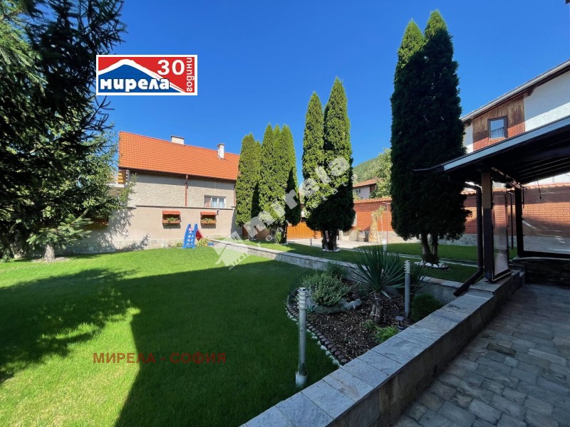 Продава  Huis Sofia , Pantsjarevo , 210 кв.м | 98462311 - изображение [2]