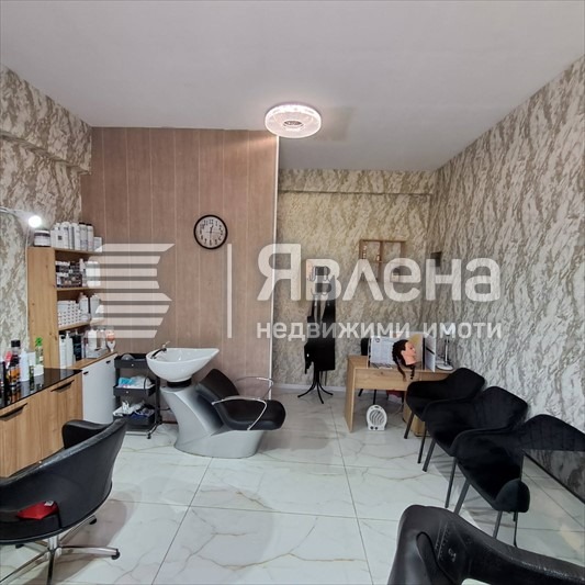 Продава  Магазин град Варна , м-т Ален мак , 33 кв.м | 88229930