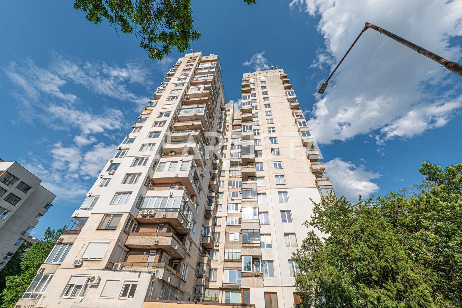 Продава МНОГОСТАЕН, гр. София, Хладилника, снимка 6 - Апартаменти - 56162618