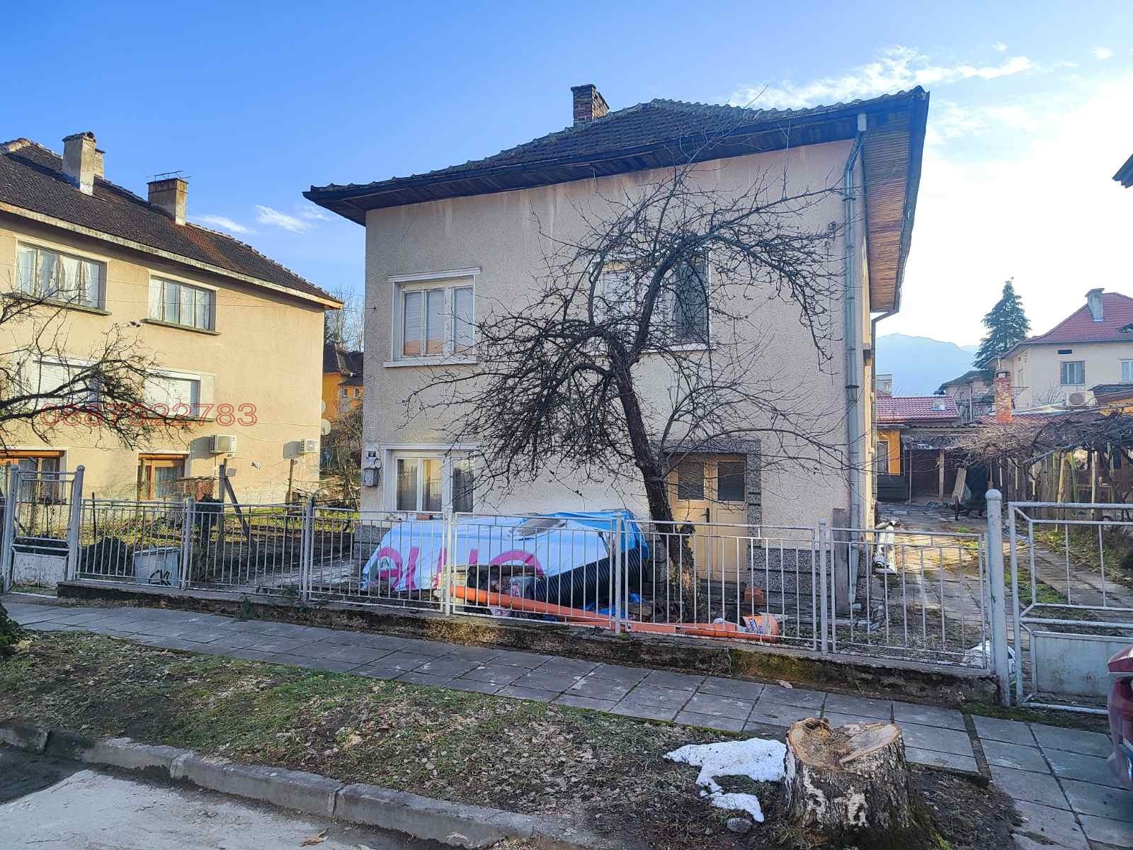 Продава КЪЩА, гр. Вършец, област Монтана, снимка 3 - Къщи - 53903215