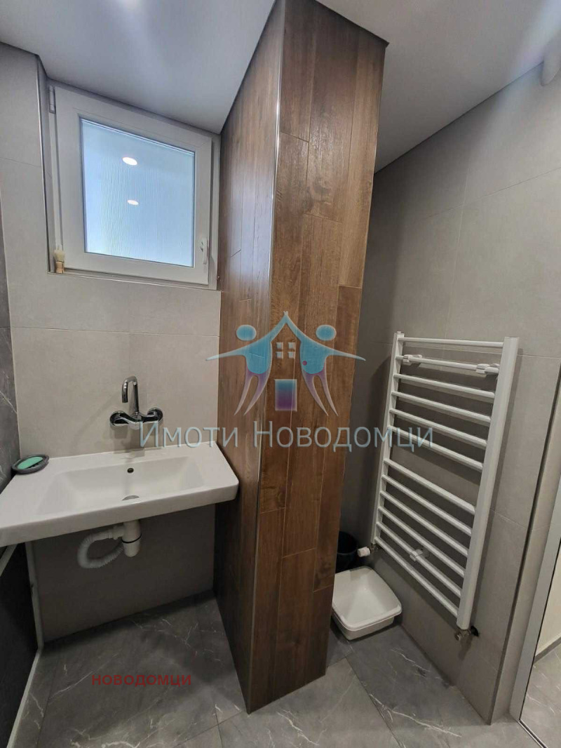 Продава  3-стаен град Шумен , Център , 97 кв.м | 51421675 - изображение [8]