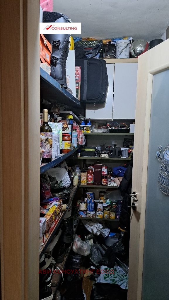 Продава 3-СТАЕН, гр. София, Сухата река, снимка 9 - Апартаменти - 53120600