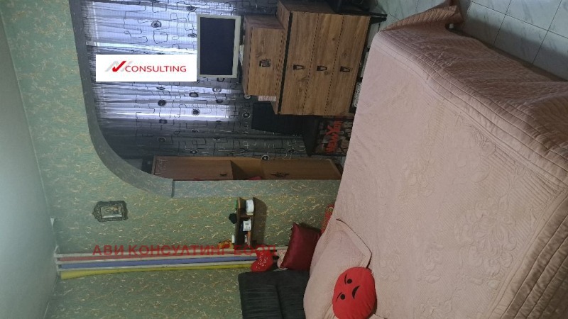 Продава 3-СТАЕН, гр. София, Сухата река, снимка 5 - Апартаменти - 53120600