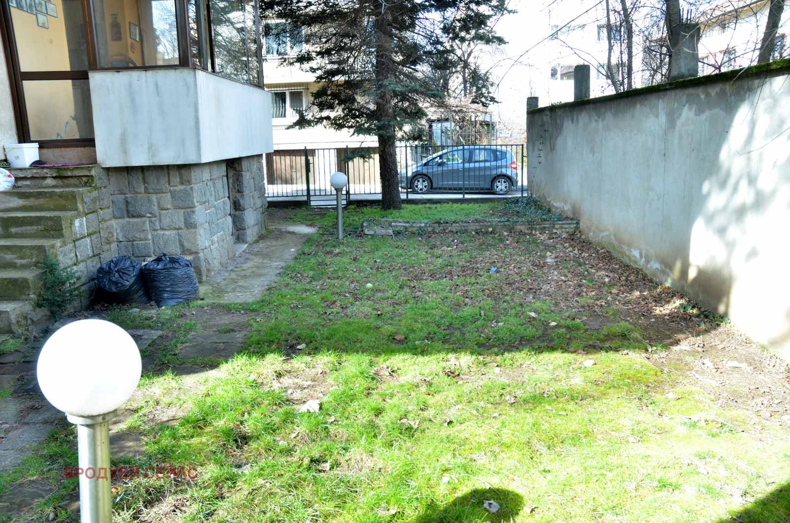 Продава ЕТАЖ ОТ КЪЩА, гр. София, Изток, снимка 8 - Етаж от къща - 53898760