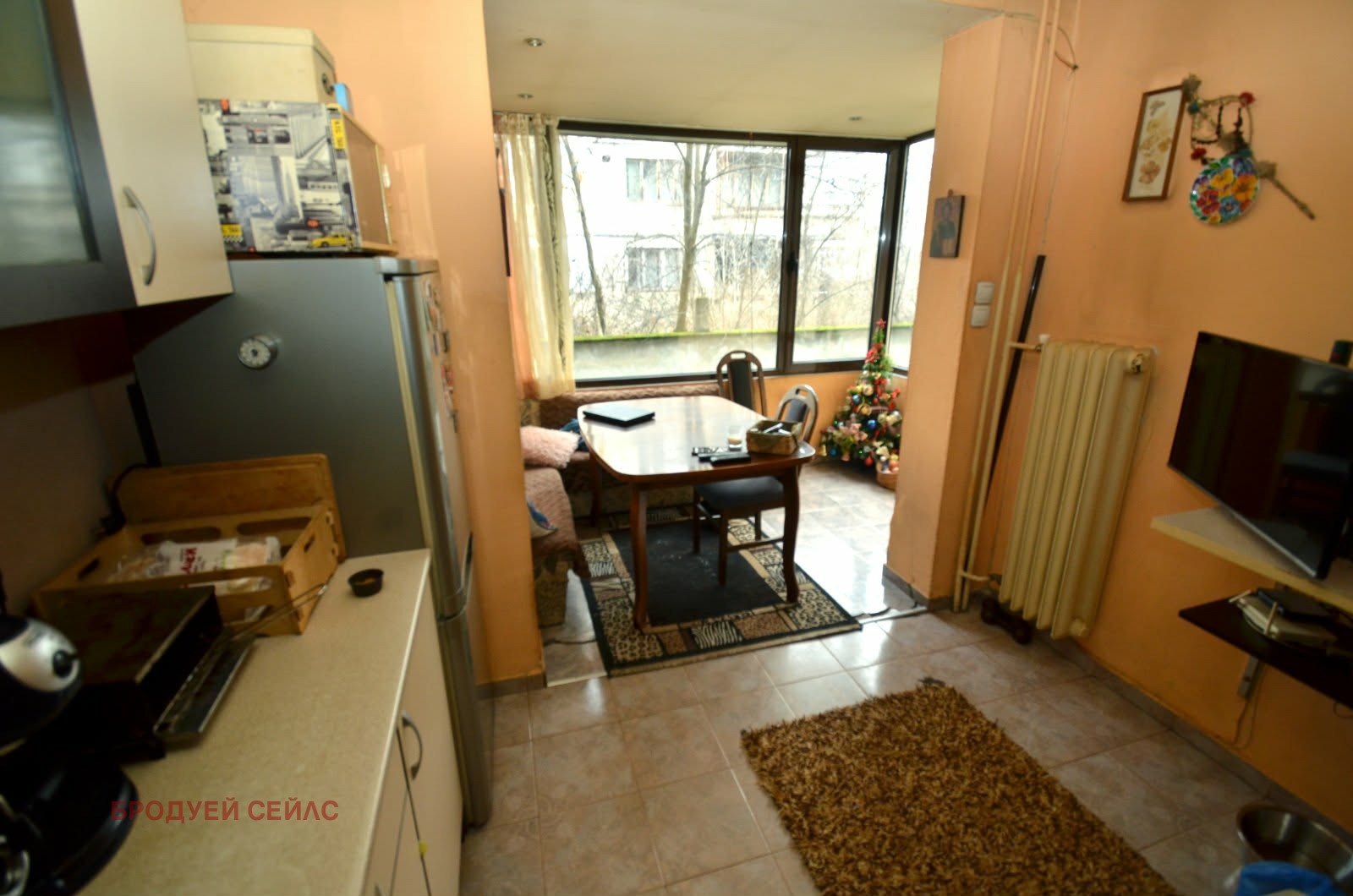 Продава ЕТАЖ ОТ КЪЩА, гр. София, Изток, снимка 2 - Етаж от къща - 53898760