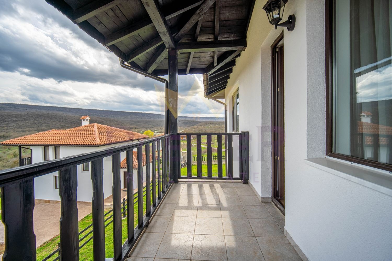 Продава КЪЩА, гр. Балчик, област Добрич, снимка 17 - Къщи - 54136104