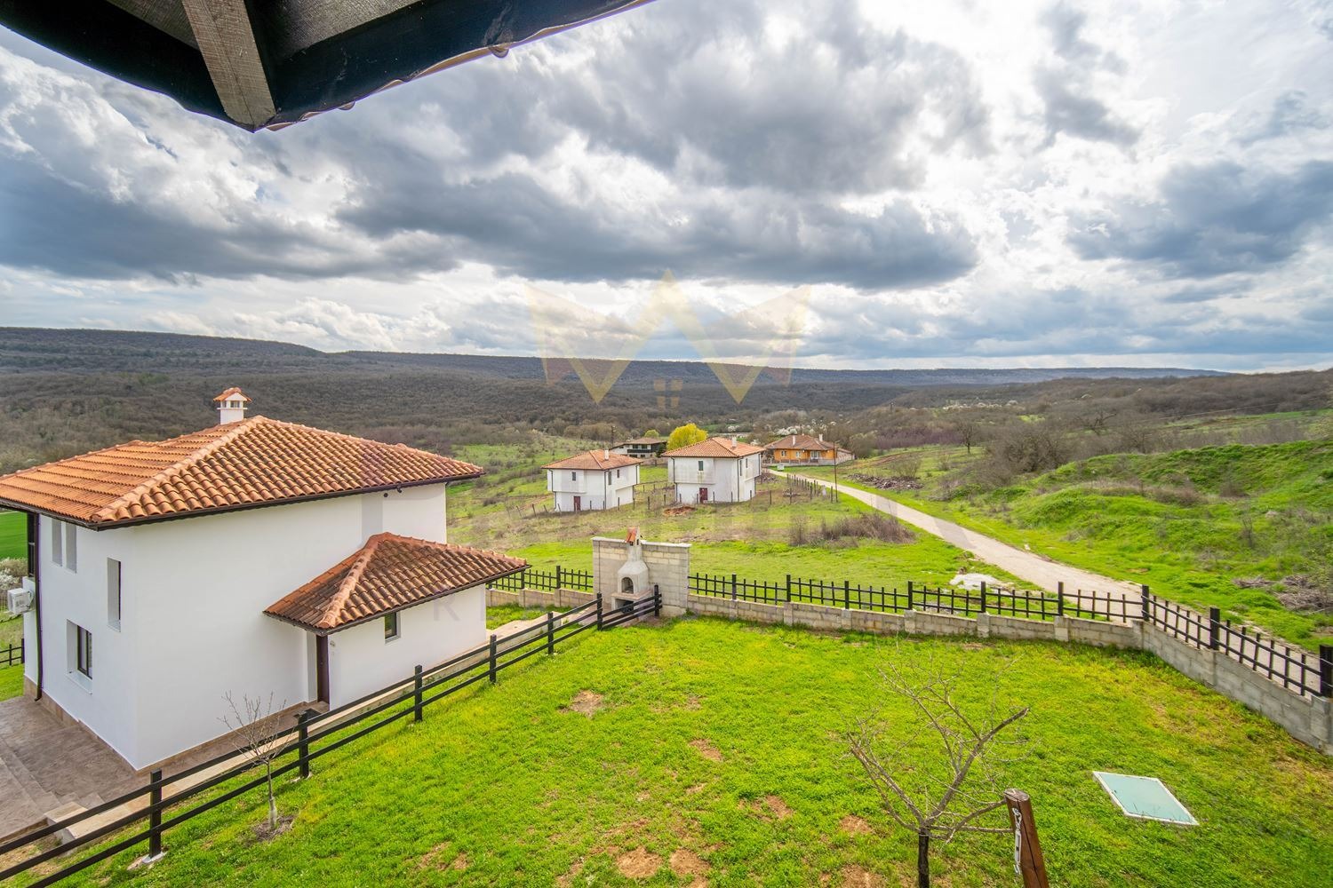 Продава КЪЩА, гр. Балчик, област Добрич, снимка 2 - Къщи - 54136104