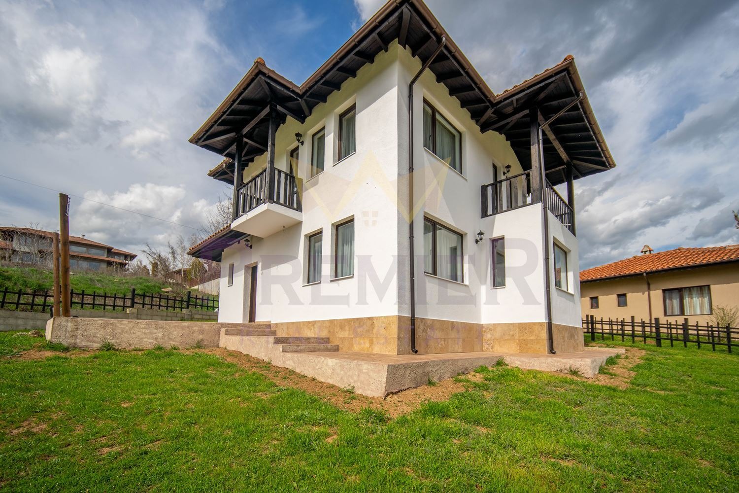 Продава КЪЩА, гр. Балчик, област Добрич, снимка 4 - Къщи - 54136104