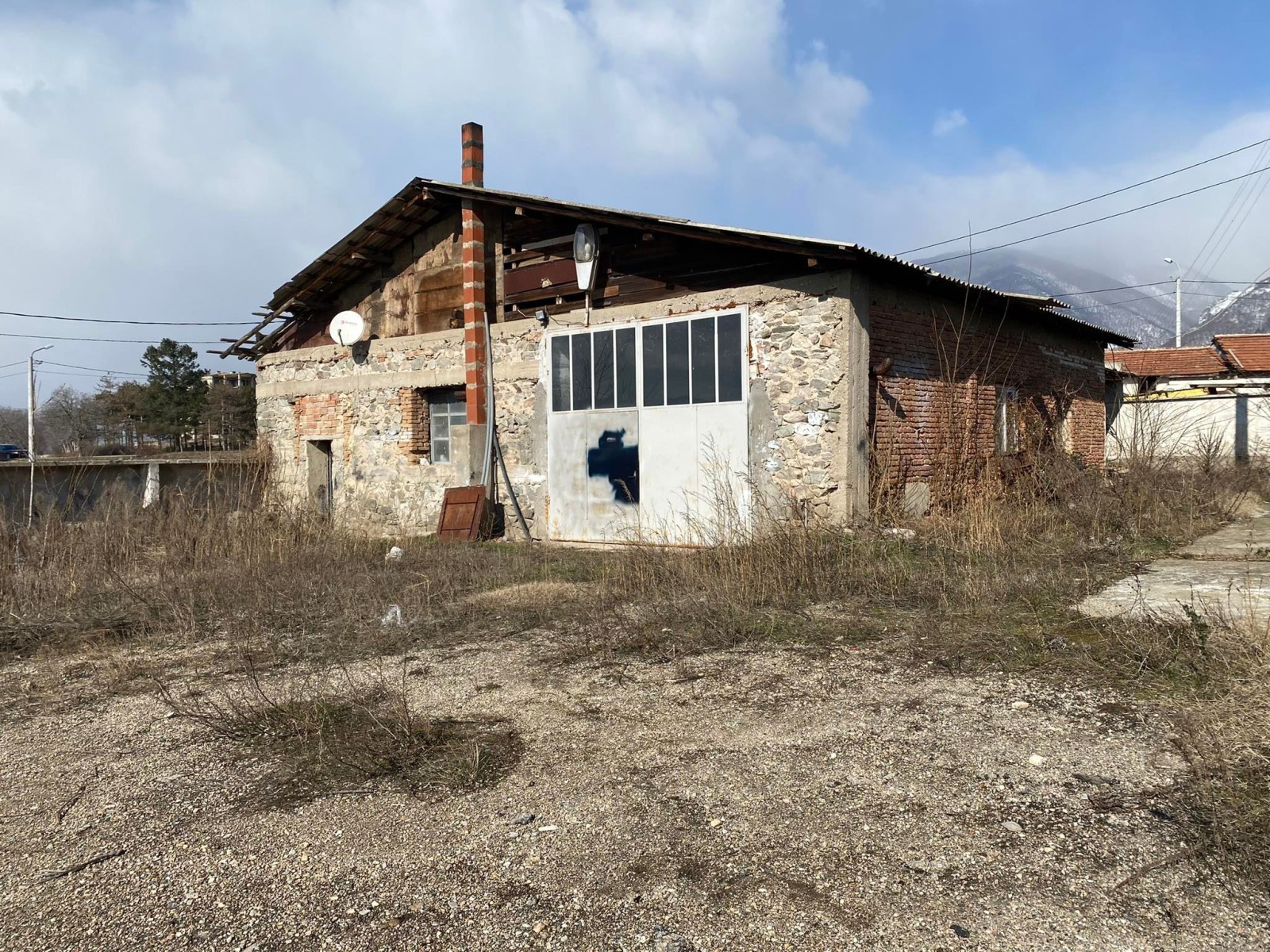 Продава ПРОМ. ПОМЕЩЕНИЕ, с. Кърнаре, област Пловдив, снимка 2 - Производствени сгради - 39668251