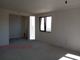 2 Schlafzimmer Juschen, Plowdiw