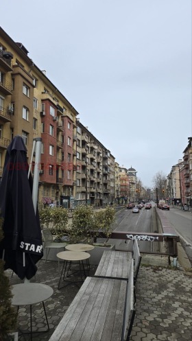 Продава  3-стаен, град София