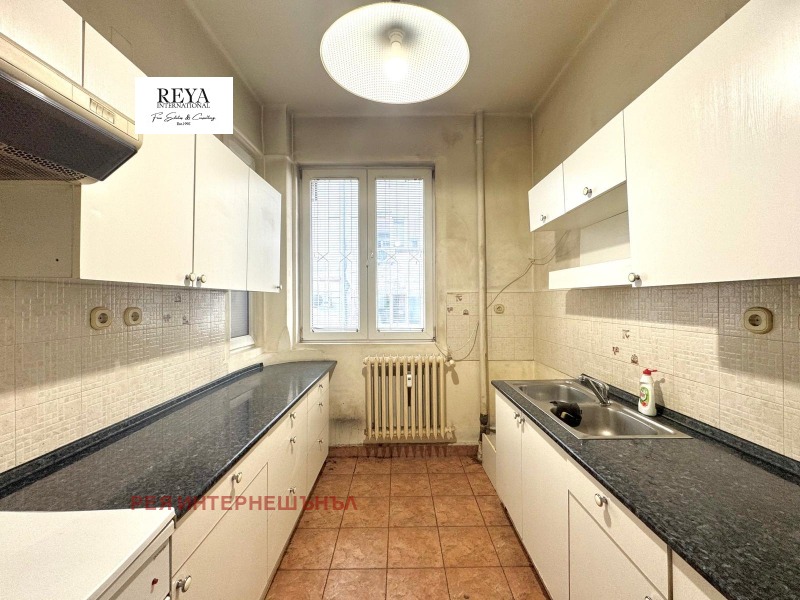 Na prodej  2 ložnice Sofia , Centar , 145 m2 | 70482252 - obraz [3]