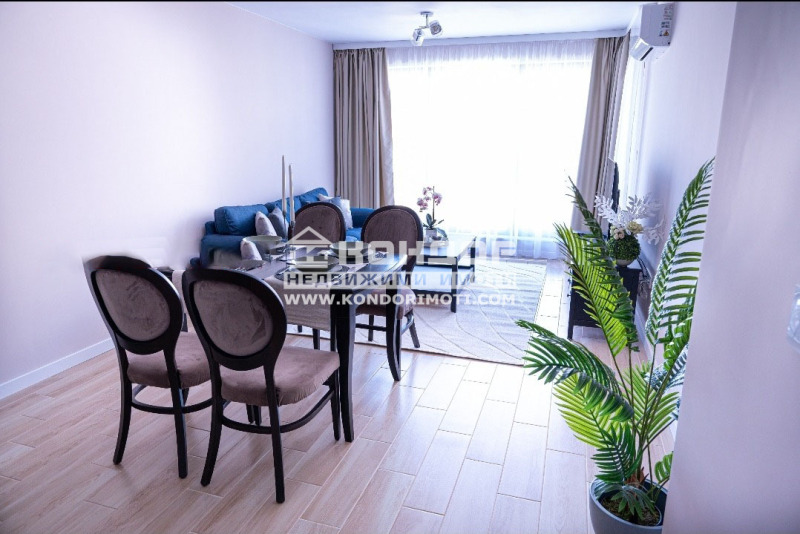 Продава  3-стаен, град Пловдив, Христо Смирненски •  216 300 EUR • ID 68557059 — holmes.bg - [1] 