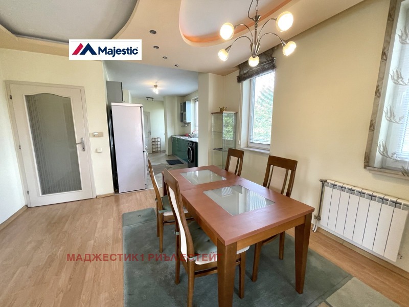 Продава  3-стаен град София , Студентски град , 136 кв.м | 16627740