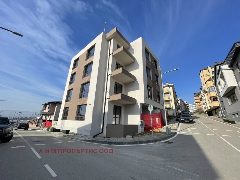 Продава 3-СТАЕН, гр. Благоевград, Освобождение, снимка 2 - Апартаменти - 52991092