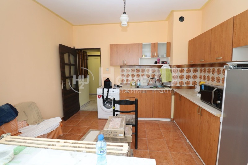 Продава 3-СТАЕН, гр. София, Младост 1А