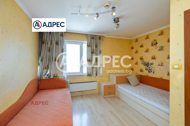 Продава МНОГОСТАЕН, гр. Варна, Център, снимка 16 - Апартаменти - 50627726