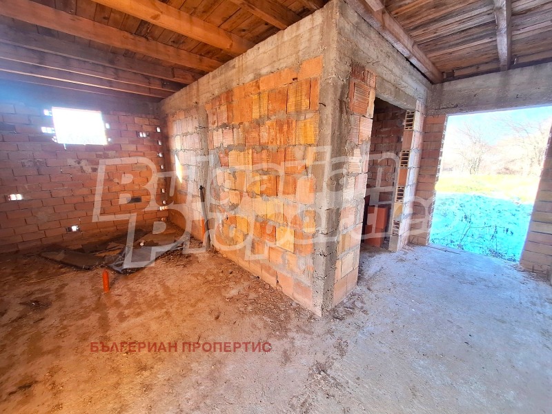 Продава КЪЩА, с. Първомайци, област Велико Търново, снимка 7 - Къщи - 53268316