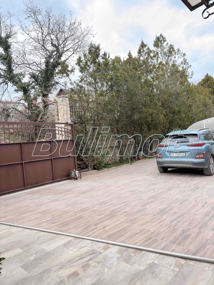 Продава КЪЩА, гр. Варна, Бриз, снимка 15 - Къщи - 54123676