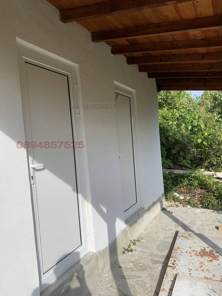 Продава КЪЩА, с. Черни връх, област Шумен, снимка 3 - Къщи - 56159639