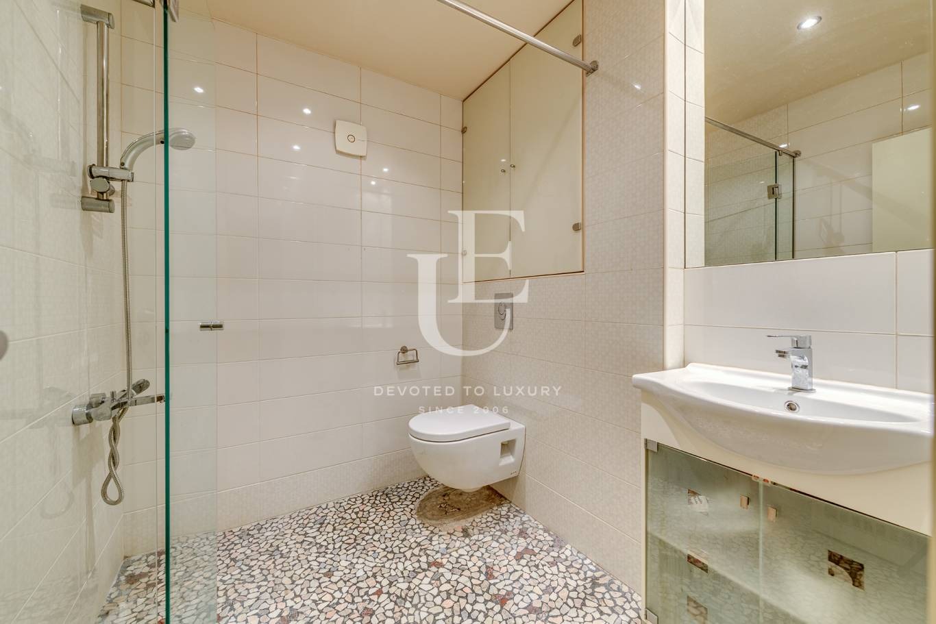 Продава 3-СТАЕН, гр. София, Изток, снимка 6 - Апартаменти - 54188353