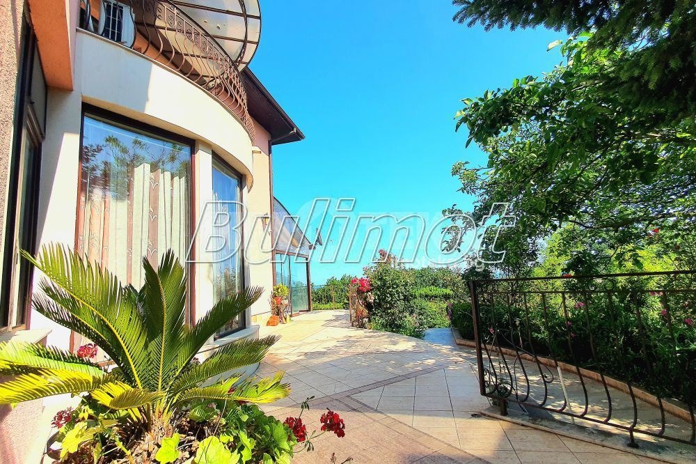 Продава КЪЩА, гр. Варна, Бриз, снимка 14 - Къщи - 54123676