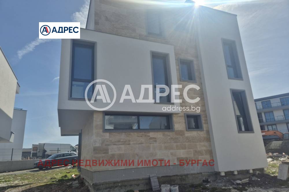 Продава КЪЩА, гр. Бургас, Крайморие