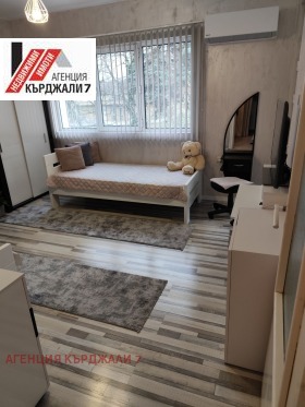 ����� ������� 4-�����,���� ��������, ������