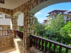 Casa Sveti Vlas, regiunea Burgas 11