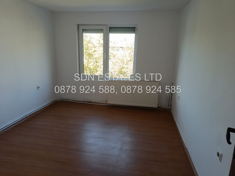 Продаја  2 спаваће собе регион Стара Загора , Казанлак , 85 м2 | 87794623 - слика [3]