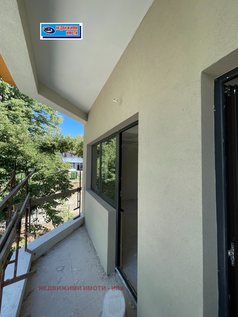 De vânzare  2 dormitoare Velico Târnovo , Coliu Ficieto , 95 mp | 86348085
